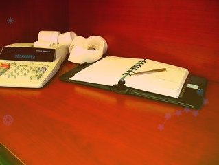 三星开始为特斯拉全新车载电脑制造芯片：比真人司机安全10倍