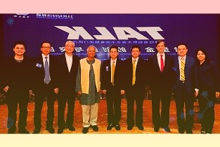 宣亚国际：股东宣亚投资减持795万股公司股份